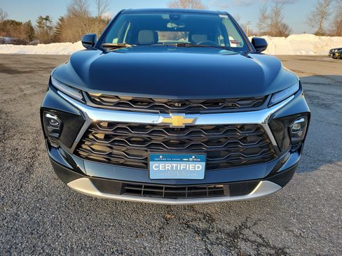 Certified 2025 Chevrolet Blazer LT image 2