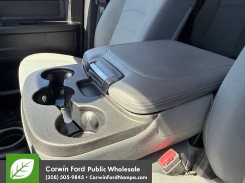 Used 2018 RAM 2500 Tradesman w/ Chrome Appearance Group AWD/4WD image 21