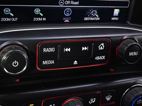 Used 2016 GMC Sierra 1500 SLE w/ SLE Value Package AWD/4WD image 31