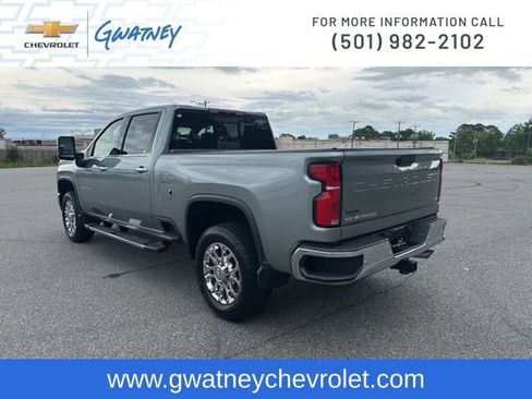 Used 2024 Chevrolet Silverado 2500 LTZ w/ LTZ Convenience Package AWD/4WD image 7
