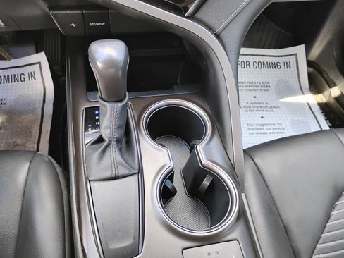 Used 2024 Toyota Camry SE FWD image 22