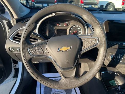 Used 2024 Chevrolet Malibu LT image 26