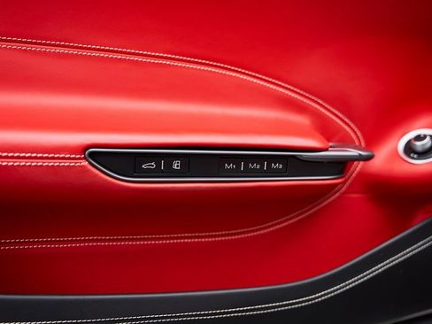 Used 2020 Ferrari GTC4Lusso T RWD image 36