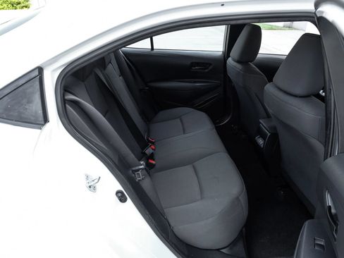Used 2023 Toyota Corolla LE FWD image 38