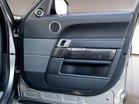 Used 2022 Land Rover Range Rover Sport SVR image 26
