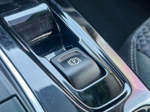 Certified 2022 Chevrolet Bolt EUV LT image 29