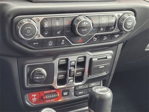 Certified 2020 Jeep Wrangler Unlimited Rubicon image 11