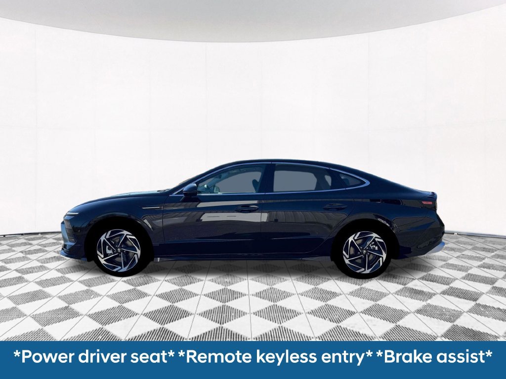 New 2026 Hyundai Sonata SEL FWD image 4