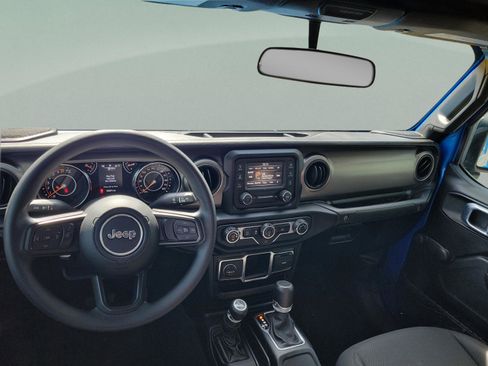 Used 2021 Jeep Gladiator Sport image 21