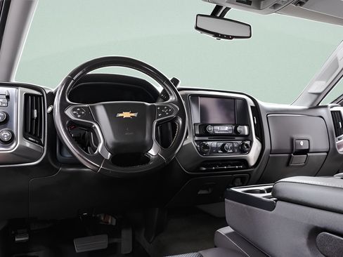 Used 2018 Chevrolet Silverado 1500 LT w/ All Star Edition AWD/4WD image 26
