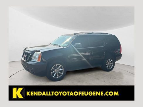 Used 2013 GMC Yukon SLT AWD/4WD image 1