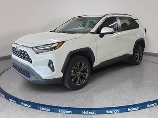 Used 2022 Toyota RAV4 XLE Premium AWD/4WD video 1