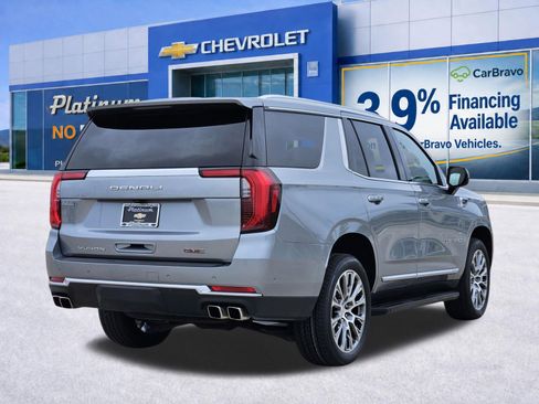 Used 2025 GMC Yukon Denali AWD/4WD image 5