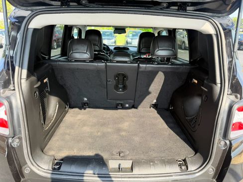 Used 2016 Jeep Renegade Trailhawk w/ Premium Trailhawk Package AWD/4WD image 24