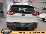 Used 2017 Jeep Cherokee Sport image 5