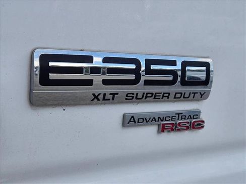 Used 2014 Ford E-350 and Econoline 350 XLT RWD image 5