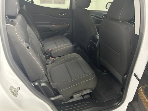 Used 2023 GMC Acadia SLE w/ Driver Convenience Package AWD/4WD image 14