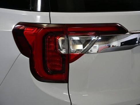 Used 2023 GMC Acadia Denali AWD/4WD image 18