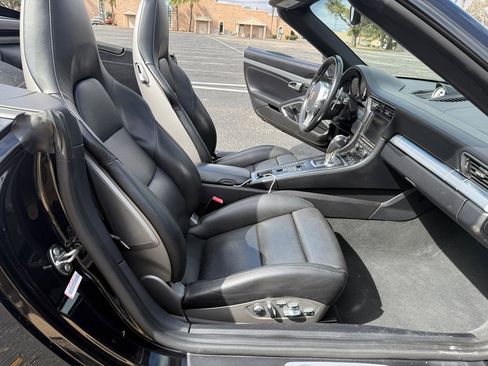 Used 2015 Porsche 911 Carrera S image 25