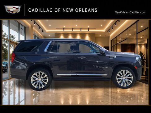 Used 2023 GMC Yukon Denali AWD/4WD image 2