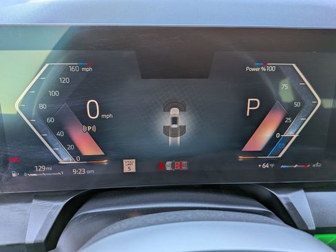 Used 2025 BMW X3 xDrive30i w/ Premium Package image 21