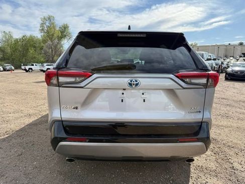 Used 2023 Toyota RAV4 XSE AWD/4WD image 5