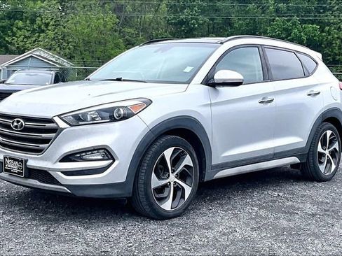 Used 2017 Hyundai Tucson Limited w/ Limited Ultimate Package 03 AWD/4WD image 3