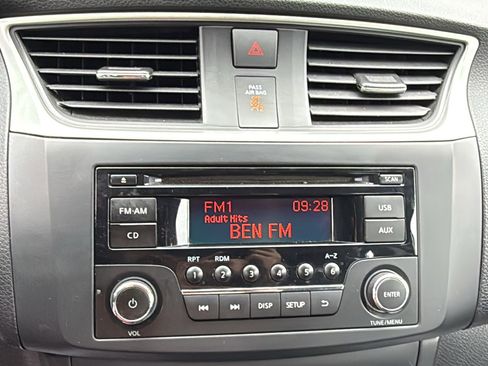 Used 2016 Nissan Sentra S FWD image 12