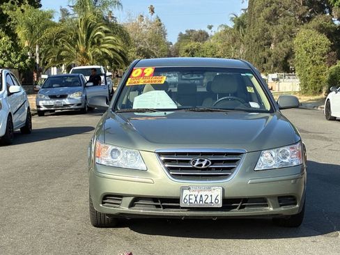 Used 2009 Hyundai Sonata GLS FWD image 2