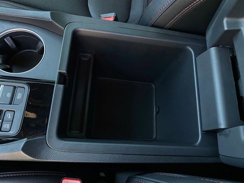 Used 2025 Honda Pilot Black Edition image 20