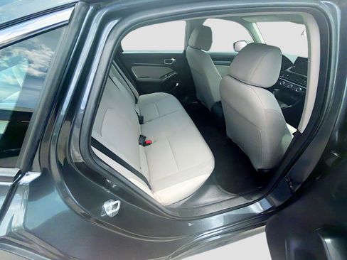 Used 2024 Honda Civic LX image 27