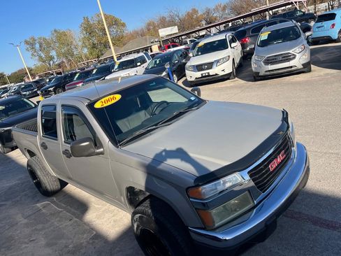 Used 2006 GMC Canyon SLE image 2