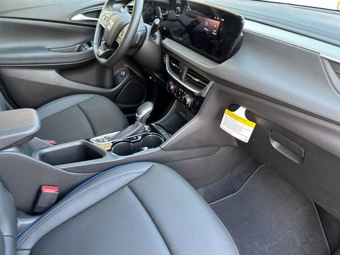 New 2026 Buick Encore GX Sport Touring w/ Comfort Package FWD image 16