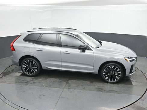 New 2026 Volvo XC60 B5 Ultra w/ Climate Package AWD/4WD image 26