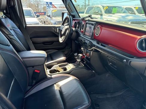 Certified 2018 Jeep Wrangler Unlimited Rubicon image 12