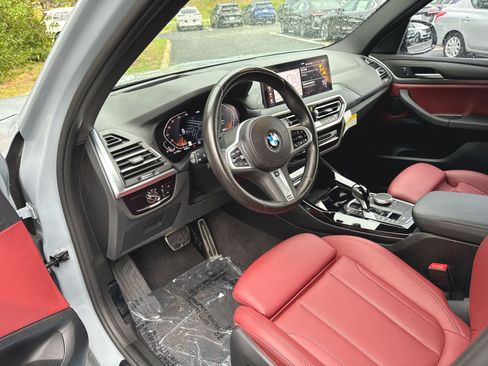 Used 2024 BMW X3 xDrive30i w/ Premium Package w/ZPA AWD/4WD image 7