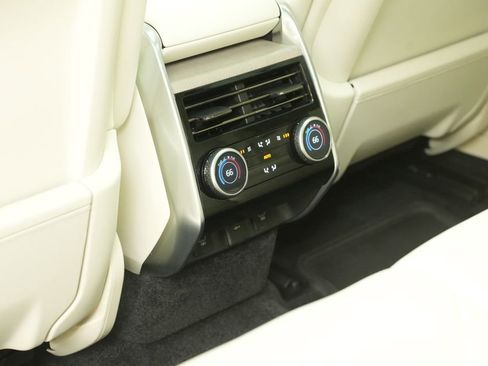 Used 2023 Land Rover Range Rover SE AWD/4WD image 12