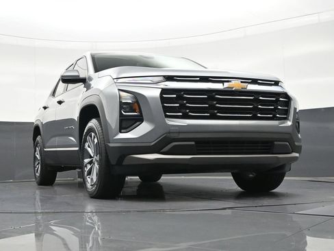 Used 2026 Chevrolet Equinox LT image 31