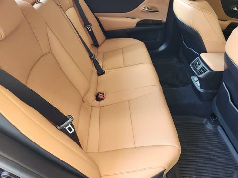 Used 2024 Lexus ES 350 w/ Premium Package FWD image 30