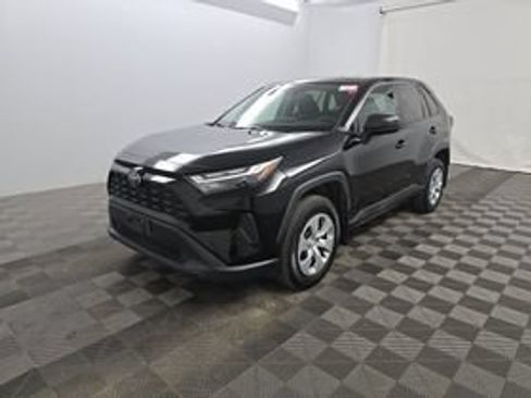 Certified 2025 Toyota RAV4 LE FWD image 4