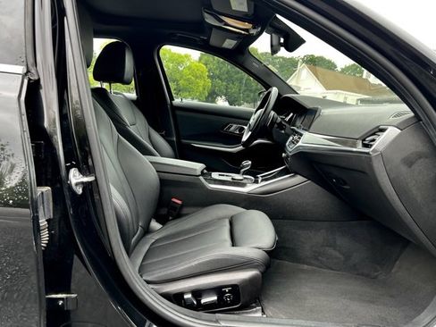 Used 2020 BMW 330i xDrive Sedan w/ Convenience Package image 28