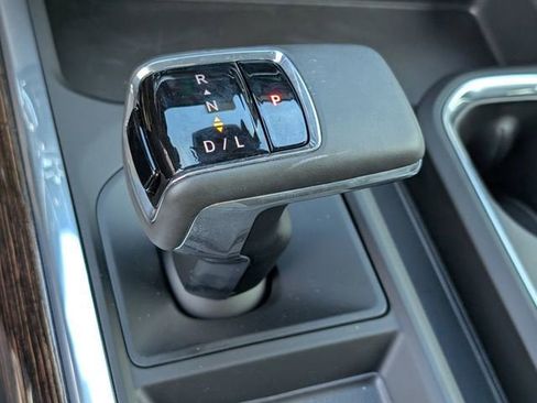 New 2026 GMC Sierra 1500 Elevation w/ Elevation Premium Package AWD/4WD image 17
