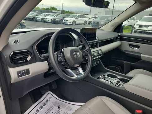 Used 2023 Honda Pilot Elite image 20