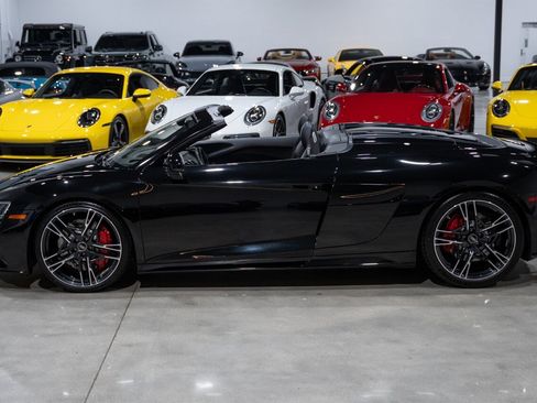 Used 2021 Audi R8 V10 image 3