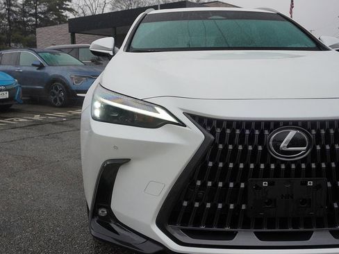 Used 2024 Lexus NX 350h AWD image 15