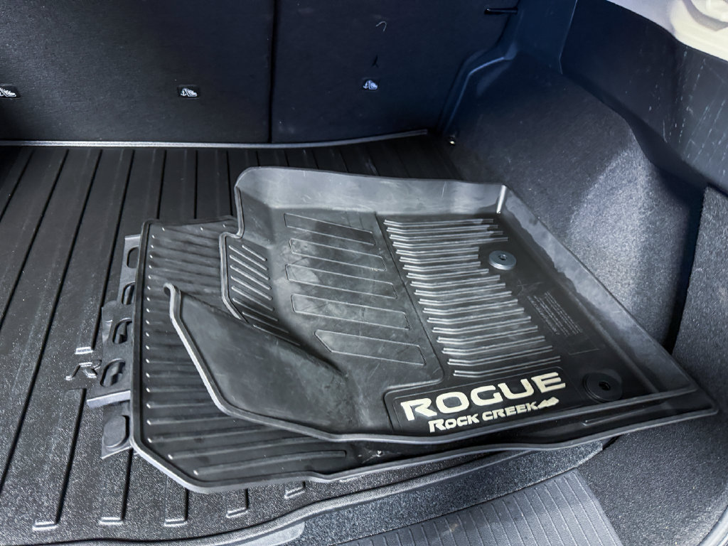 Certified 2026 Nissan Rogue SV AWD/4WD image 38