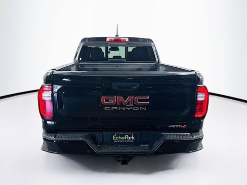 Used 2024 GMC Canyon AT4 w/ AT4 Premium Package AWD/4WD image 7