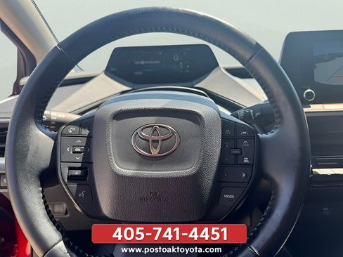 Used 2026 Toyota Prius LE FWD image 13