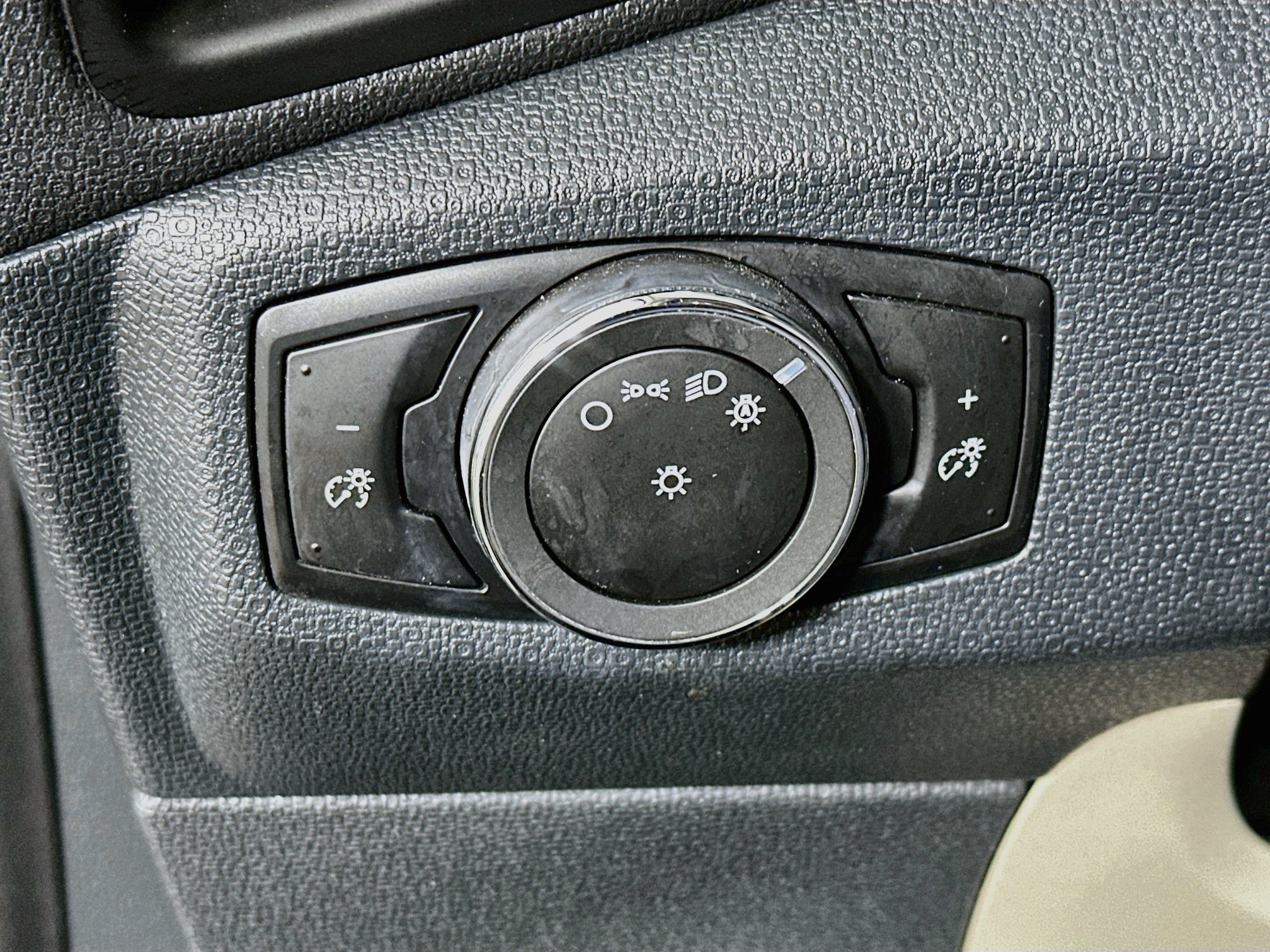 Used 2021 Ford EcoSport S FWD image 17