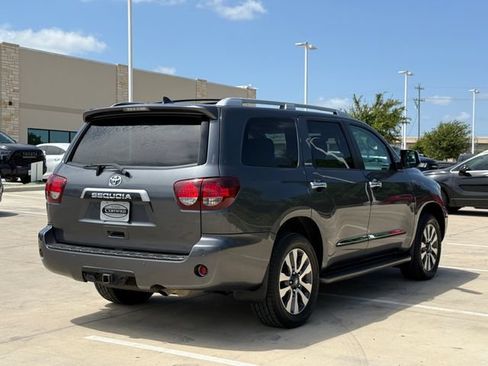 Used 2021 Toyota Sequoia Limited w/ Safety & Convenience Package RWD image 5